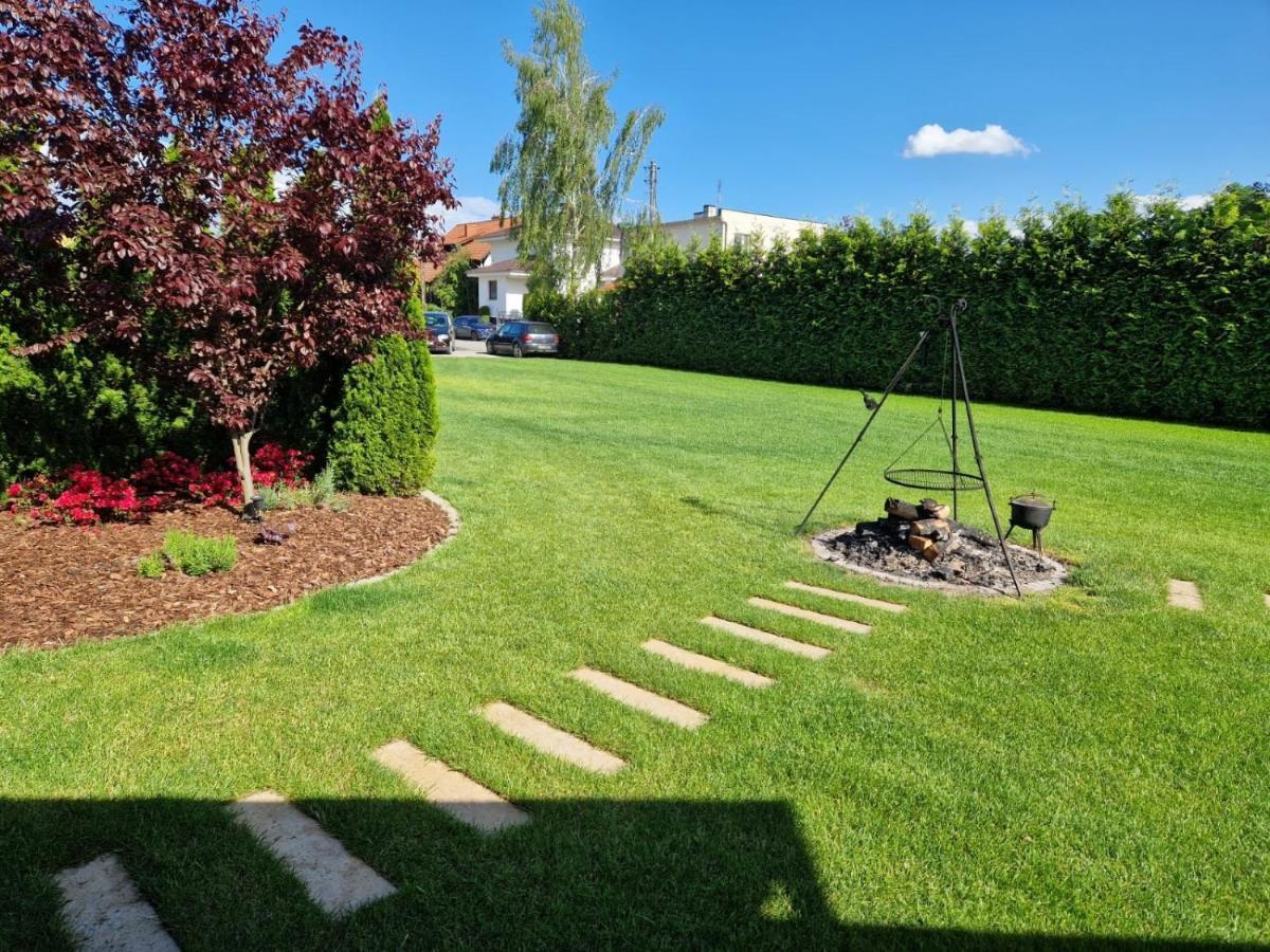 Villa Ostoja Karpicko Esterno foto